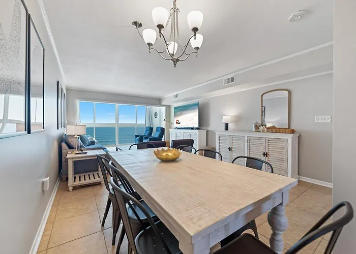 Edgewater West 83 Holiday home *
